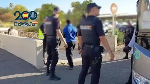 Spain Detains 19 Suspects Suspected of Brutality and Homicide After 50 Passengers Disappear from Boat